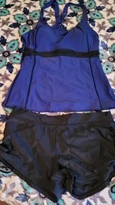 Nwot 2pc Bathing Suit sz Top Small Bottom Medium